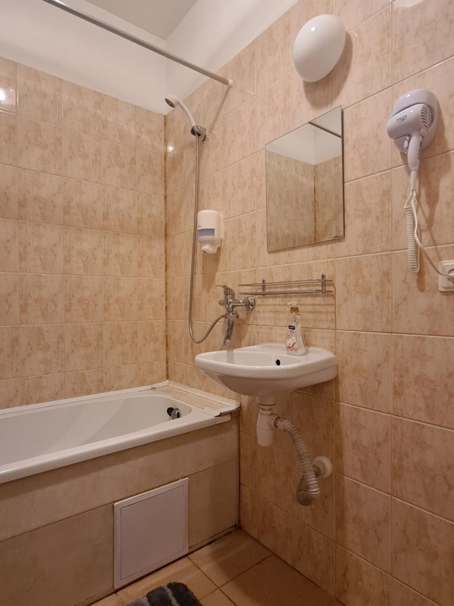 Guest House Kaktus Riga Rom bilde