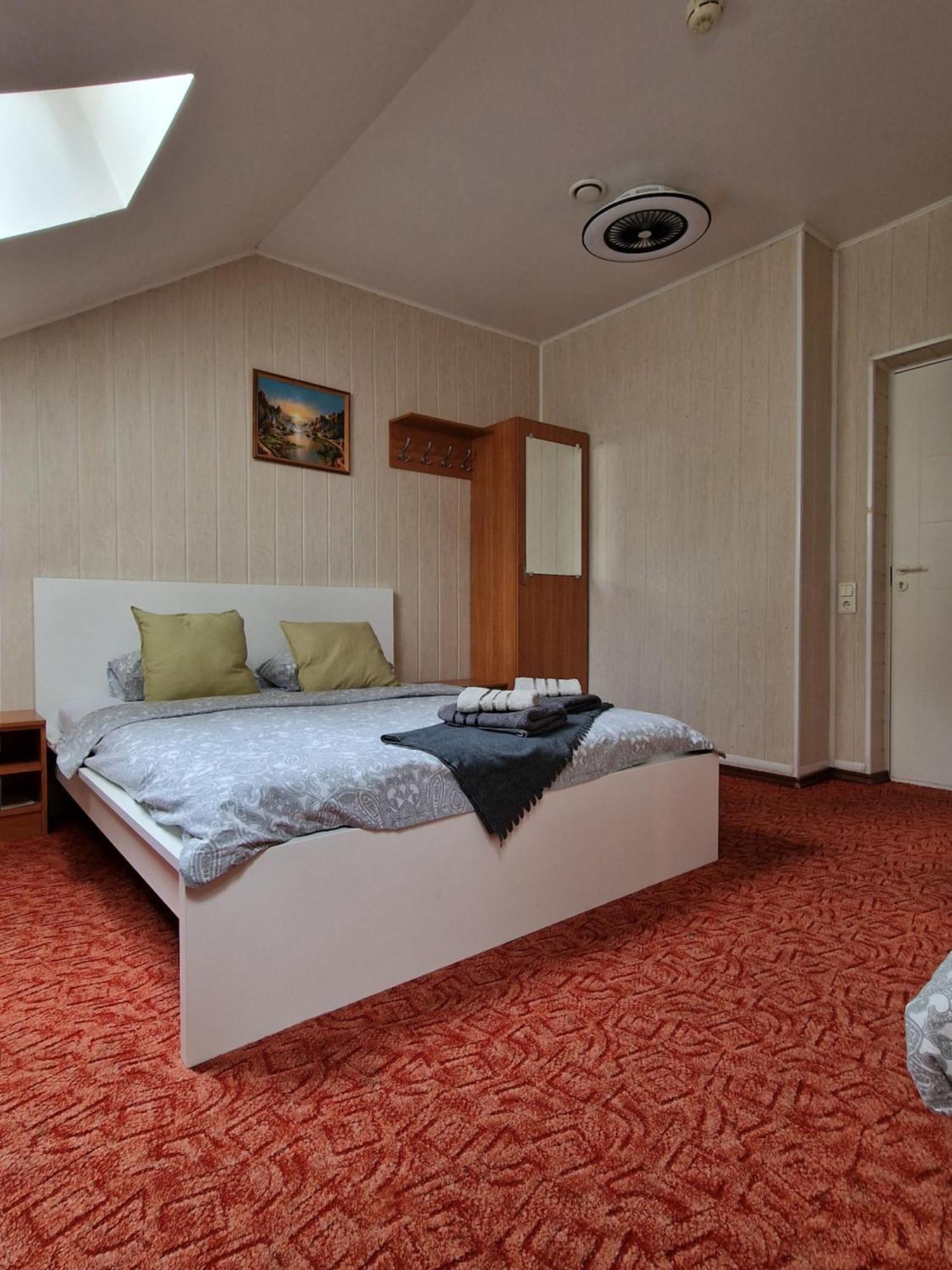 Guest House Kaktus Riga Rom bilde